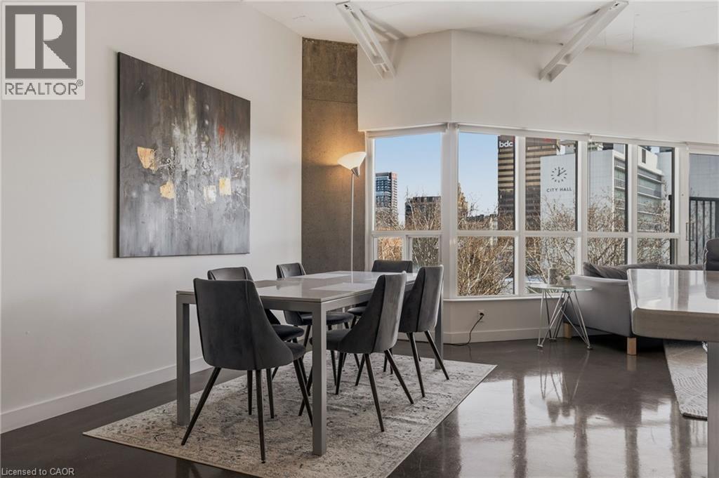 66 Bay Street S Unit# 504, Hamilton, ON - Indoor Photo Showing Dining Room