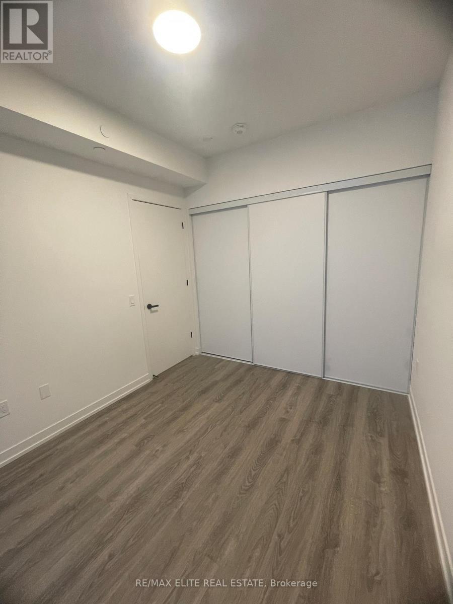 5810 - 8 Interchange Way, Vaughan, ON - Indoor Photo Showing Other Room