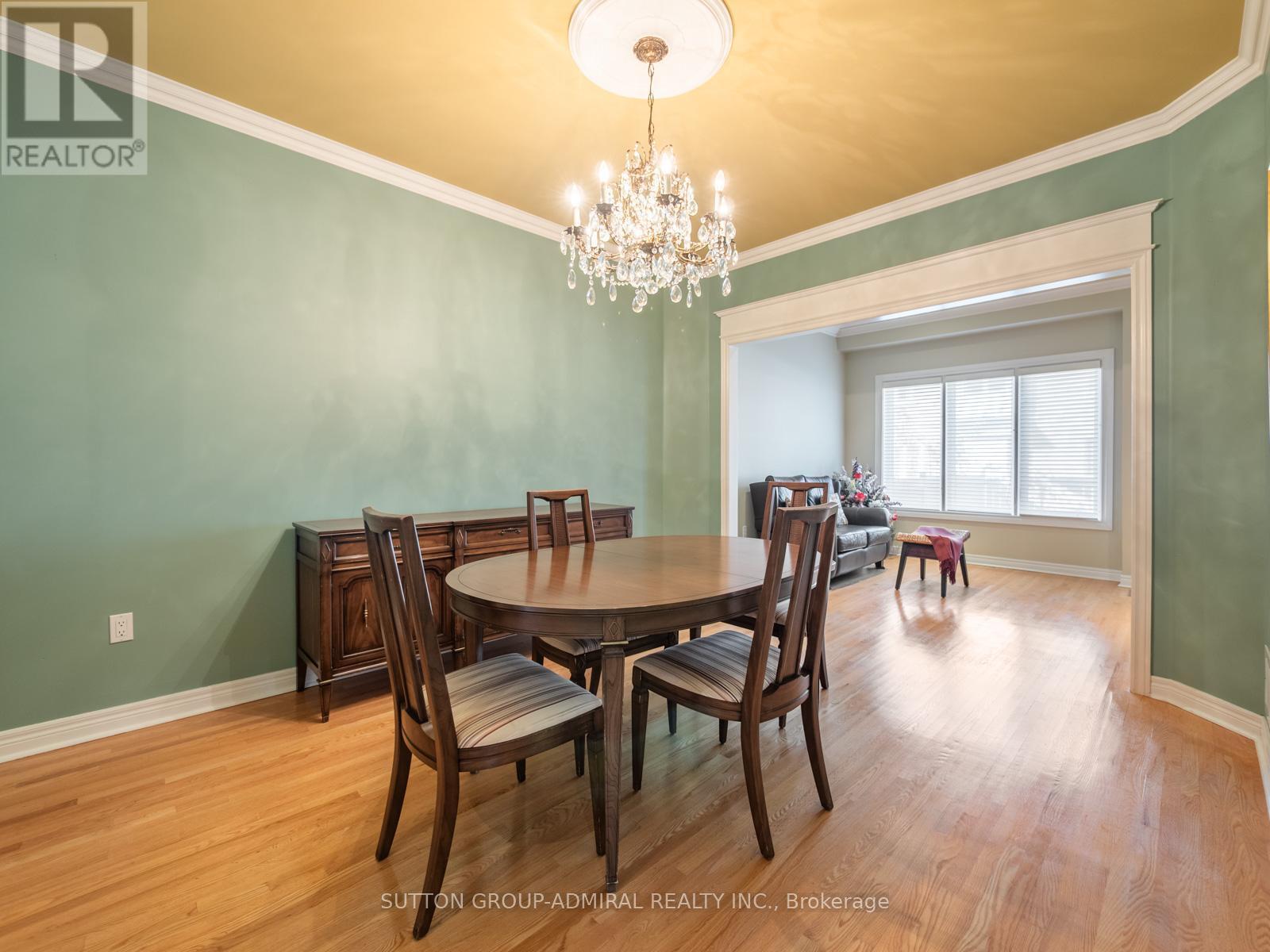 26 - 255 Shaftsbury Avenue, Richmond Hill, ON - Indoor Photo Showing Dining Room
