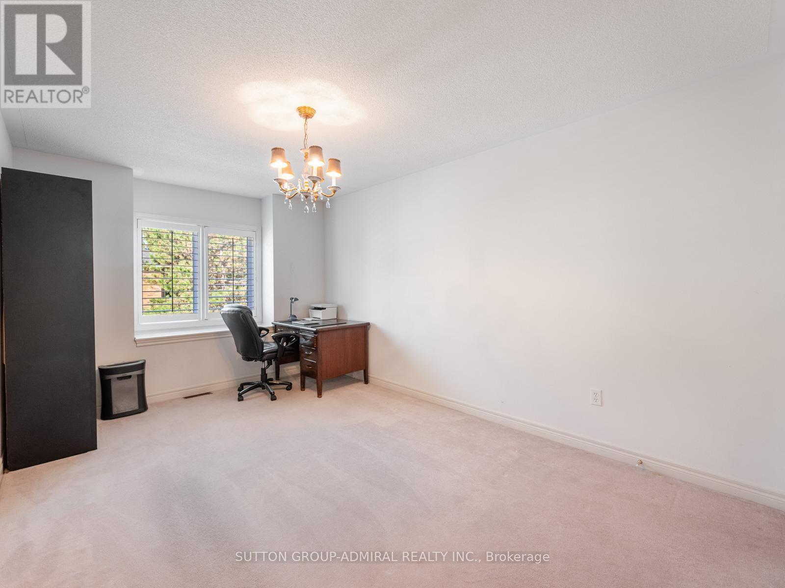 26 - 255 Shaftsbury Avenue, Richmond Hill, ON - Indoor Photo Showing Other Room