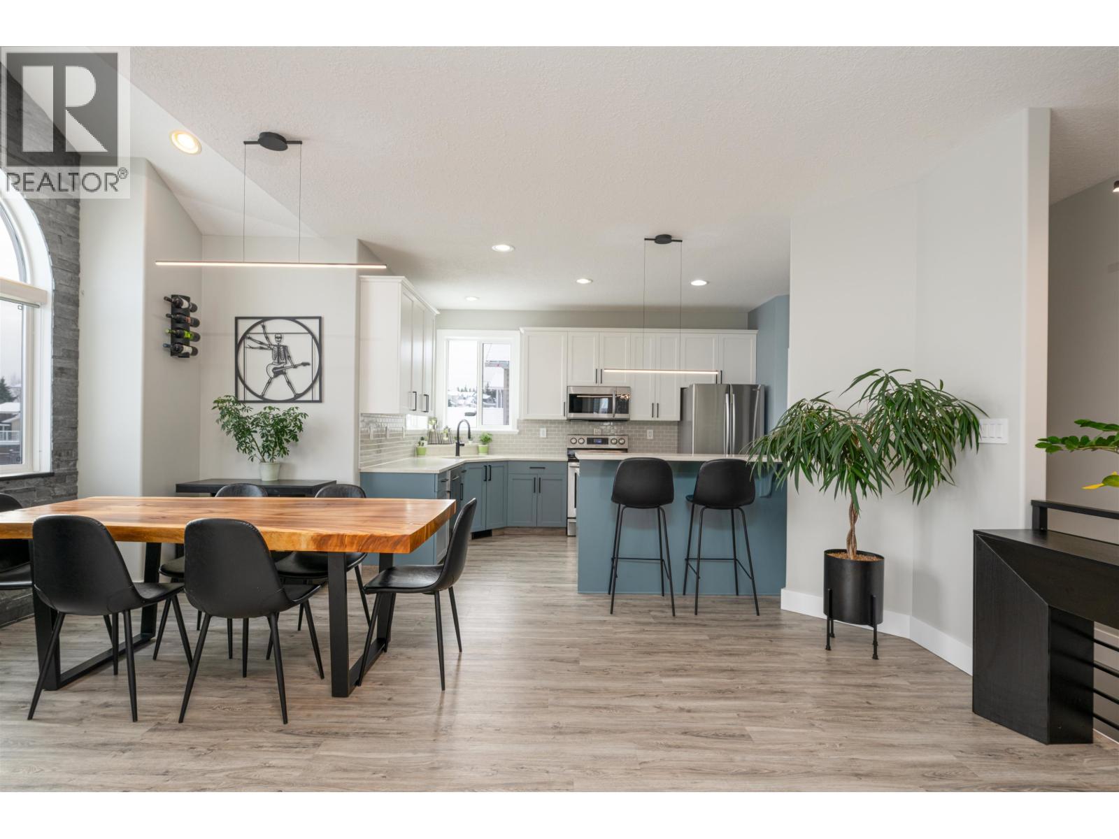 7603 Grayshell Road, Prince George, BC - Indoor Photo Showing Dining Room