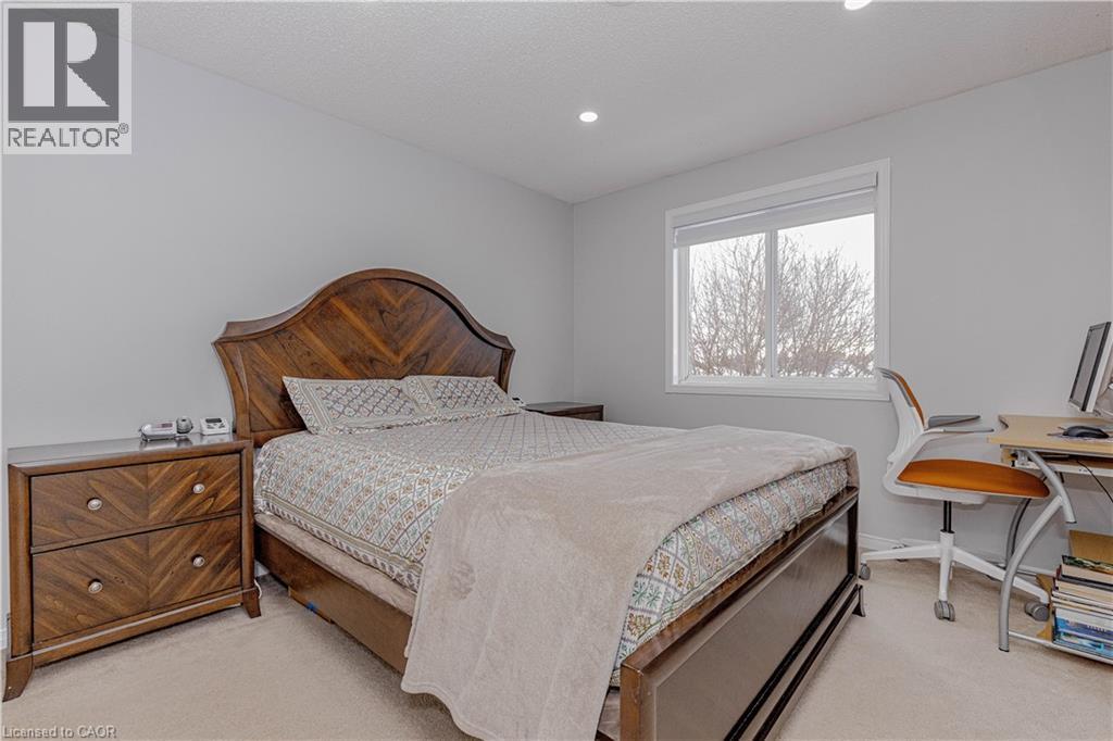 128 Karalee Crescent, Cambridge, ON - Indoor Photo Showing Bedroom