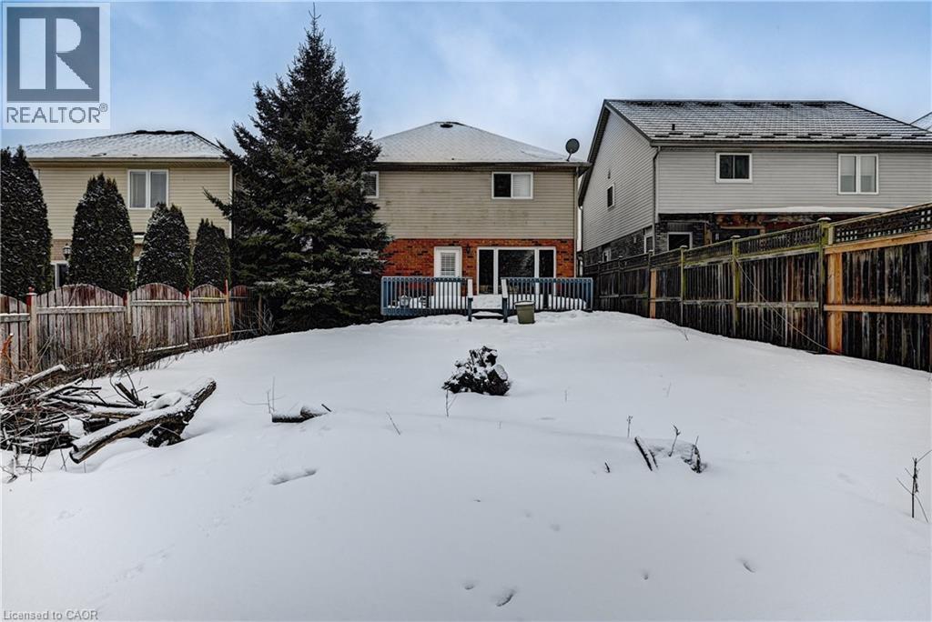242 Doon Mills Drive, Kitchener, ON - Outdoor