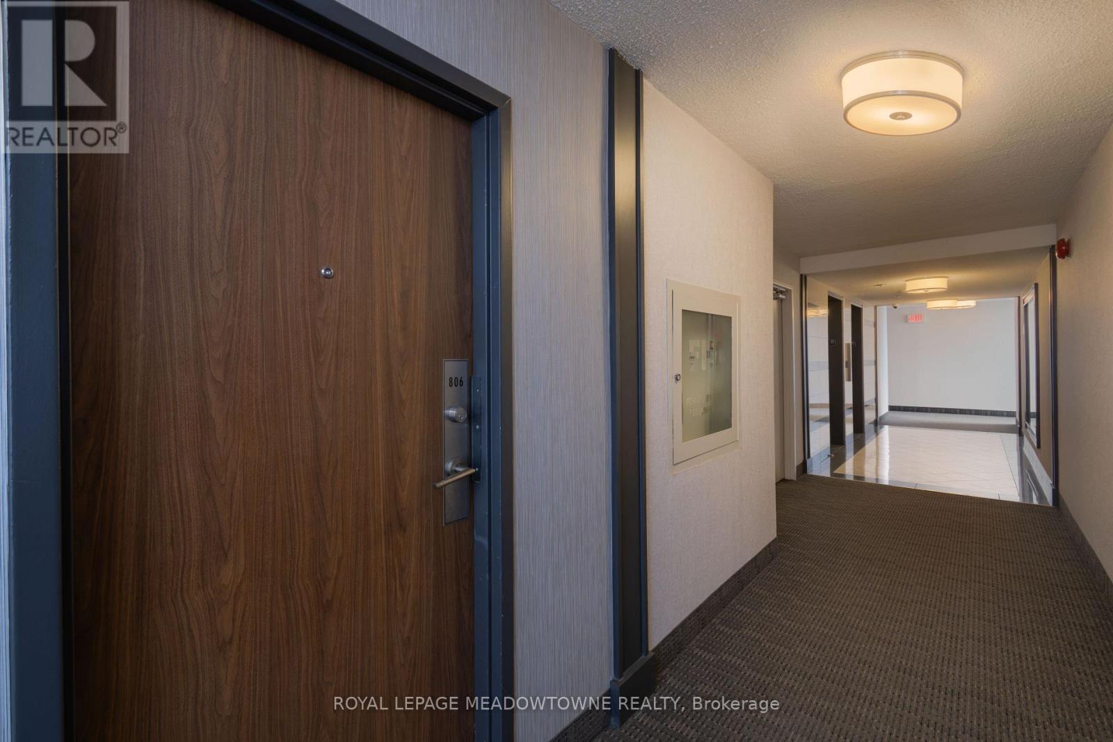 #806 - 2301 Derry Road W, Mississauga, ON - Photo Showing Other Room