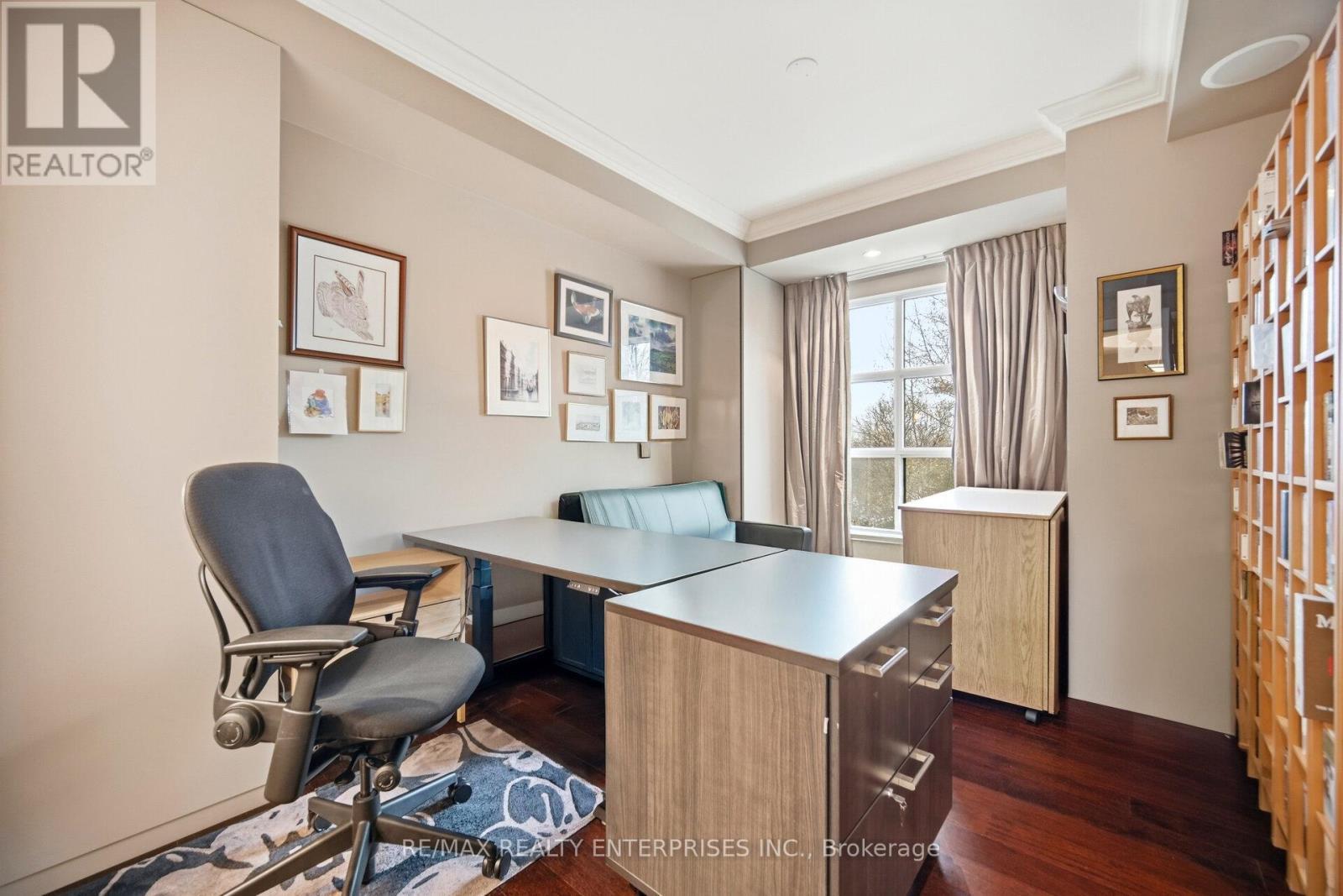 Second Bedroom has built-in closets ensuite - 513 - 2855 Bloor Street W, Toronto, ON - Indoor Photo Showing Office