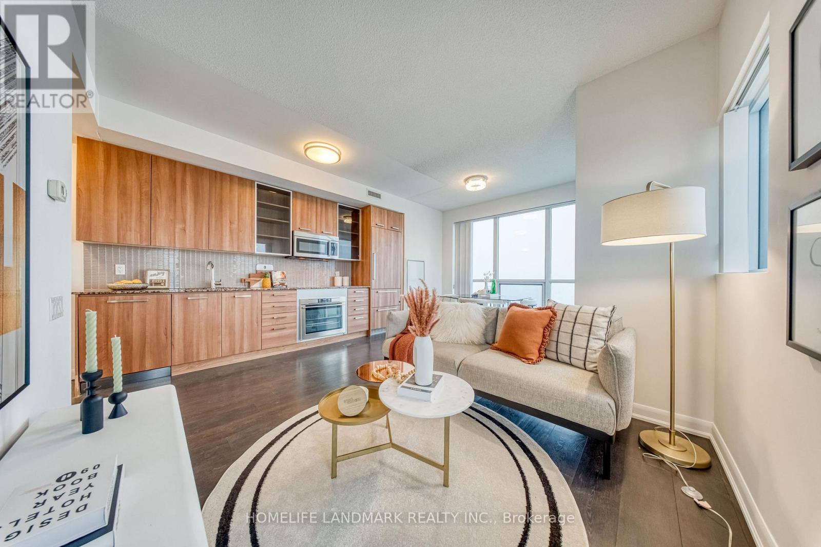 3112 - 5168 Yonge Street, Toronto, ON - Indoor