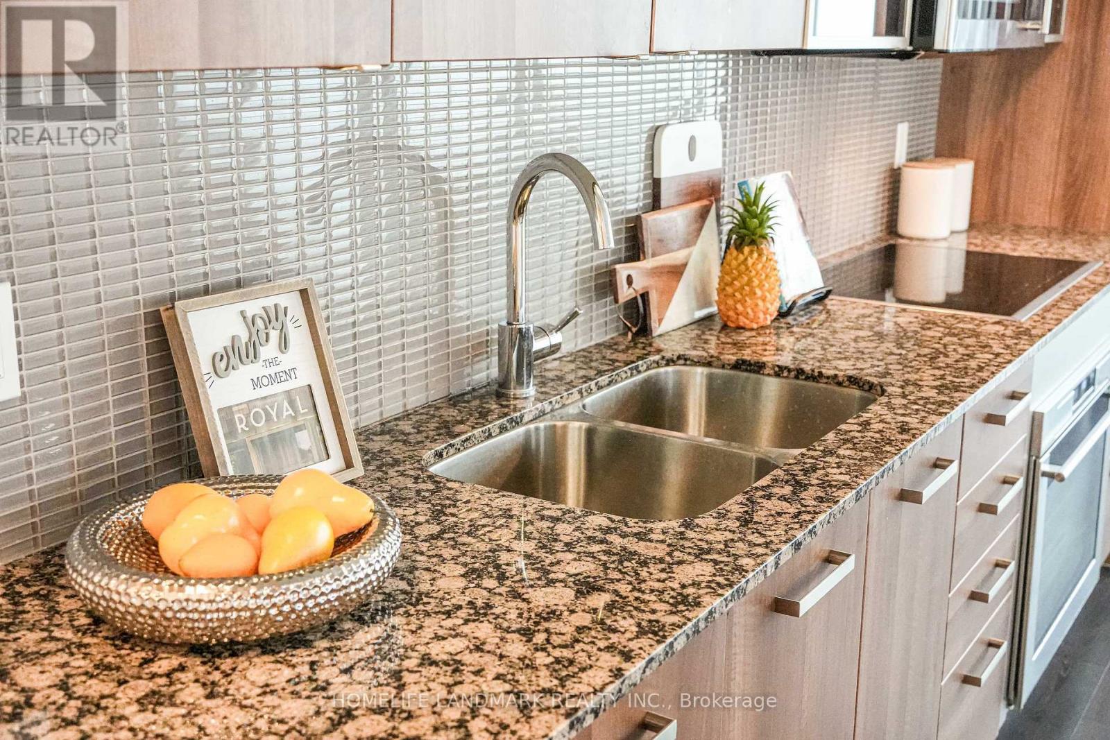 3112 - 5168 Yonge Street, Toronto, ON - Indoor Photo Showing Kitchen With Double Sink