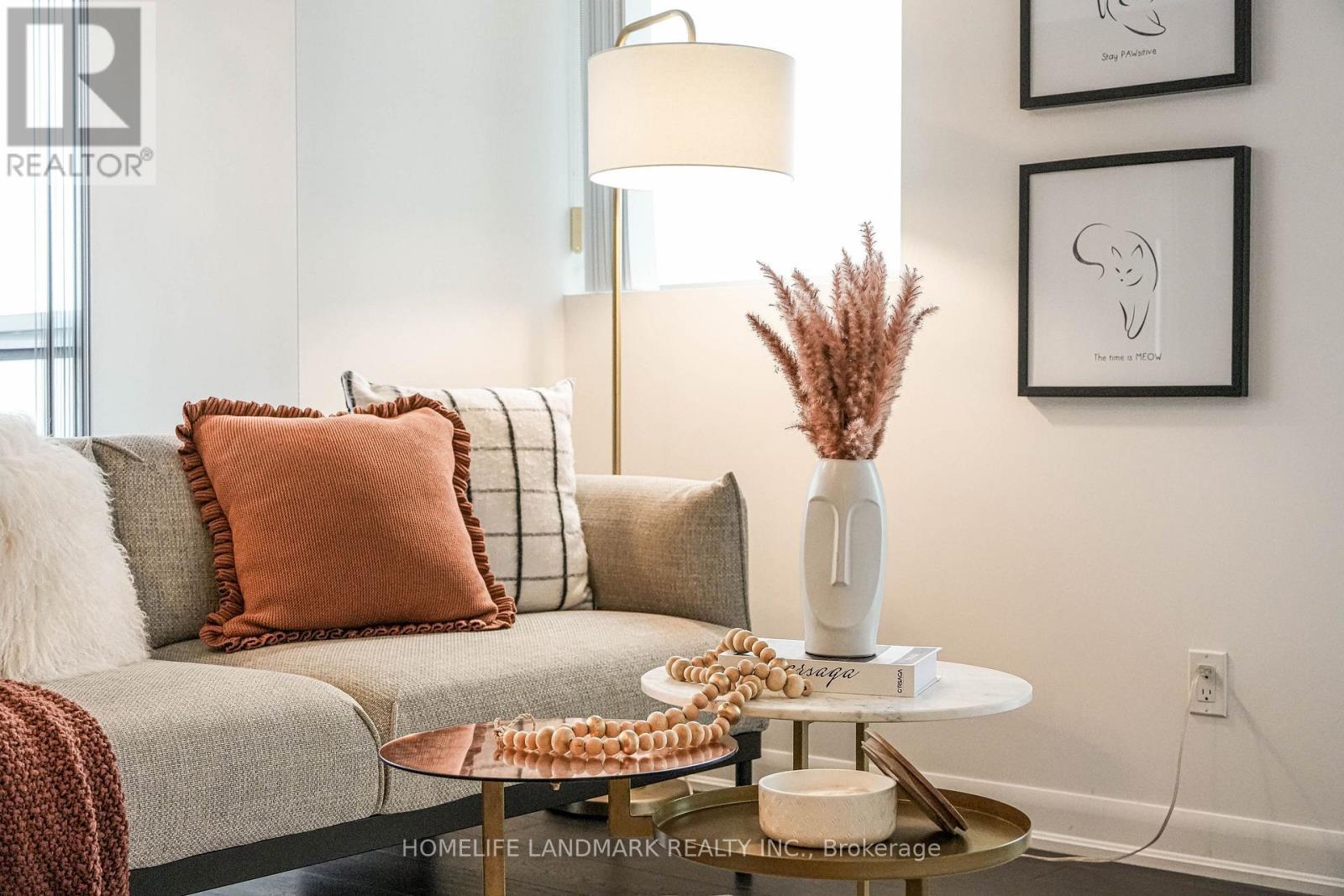 3112 - 5168 Yonge Street, Toronto, ON - Indoor