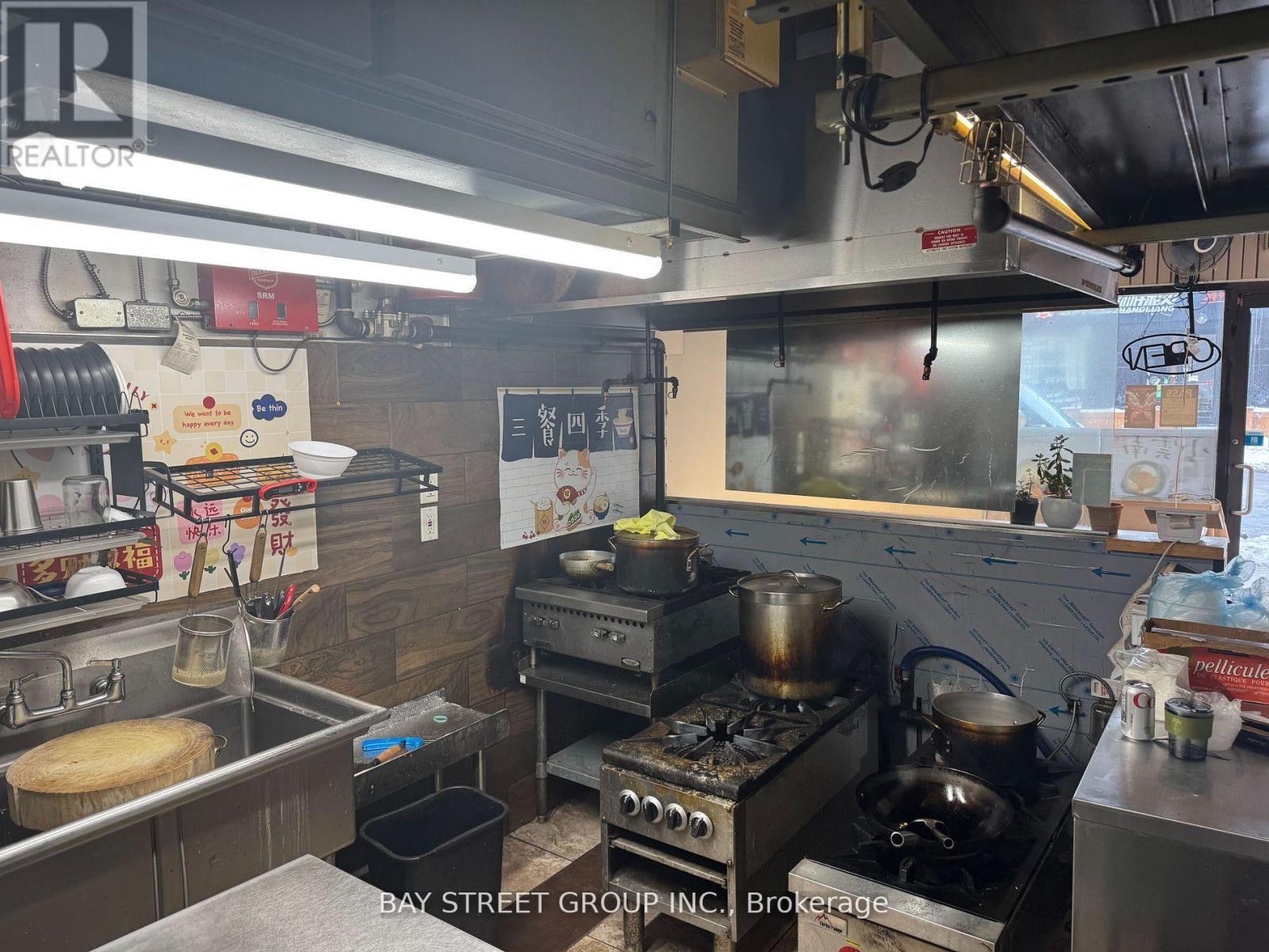 1 Byng Avenue, Toronto, ON