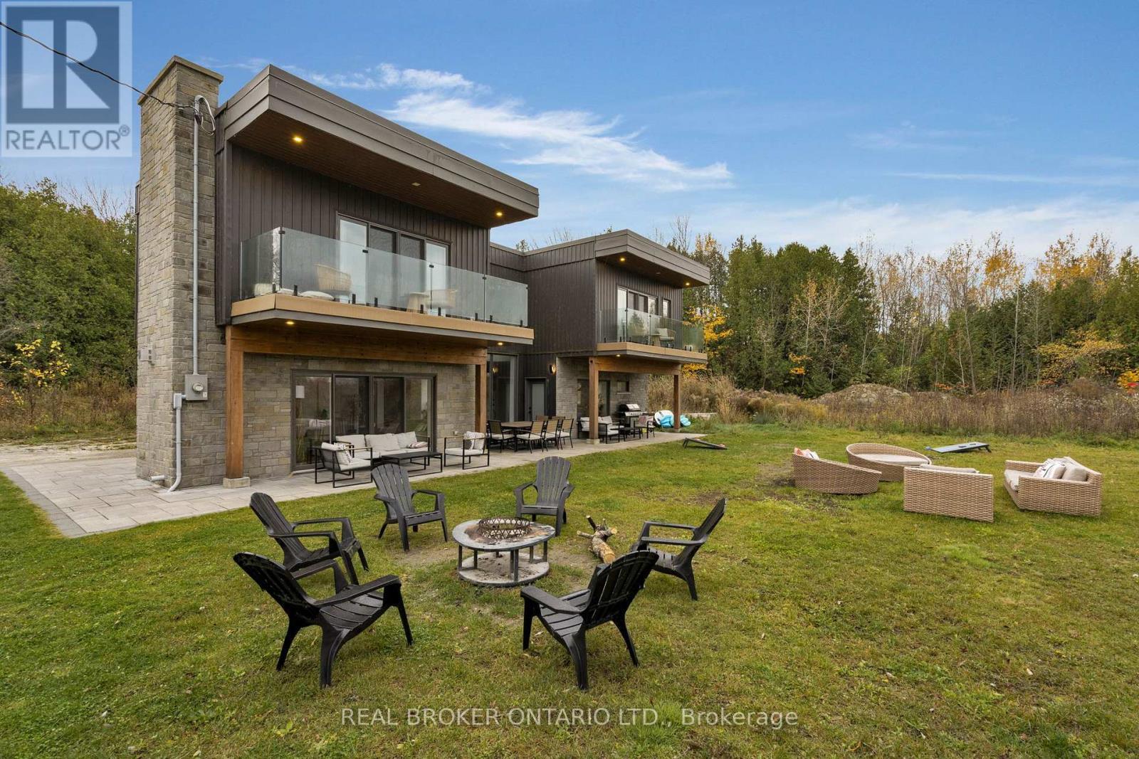 8, 20, 30, 31, 34 Hemlock Avenue, Tay, ON - Outdoor