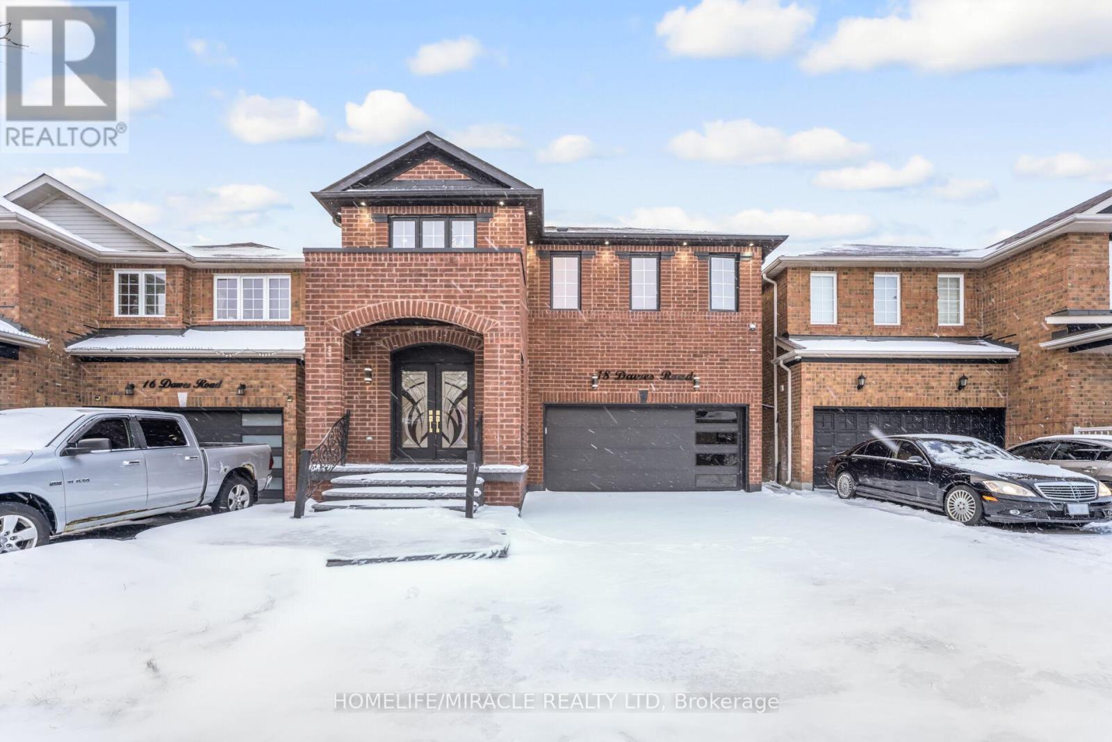 18 Dawes Road, Brampton, ON - Outdoor With Facade