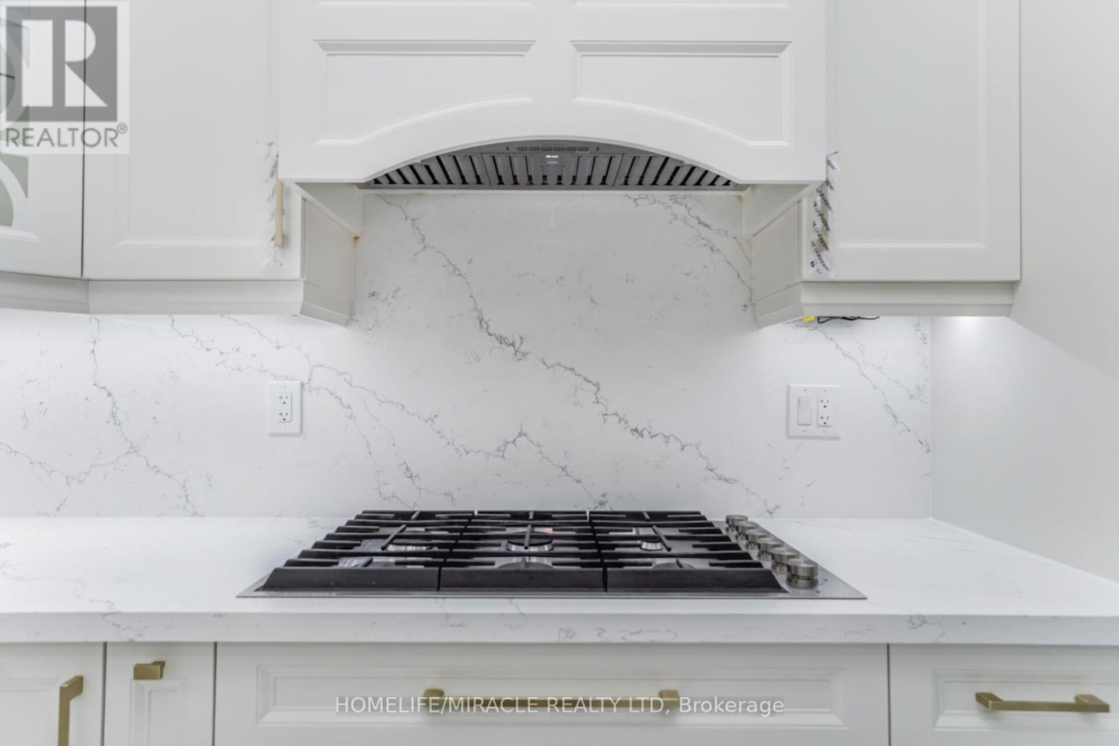 18 Dawes Road, Brampton, ON - Photo Showing Other Room