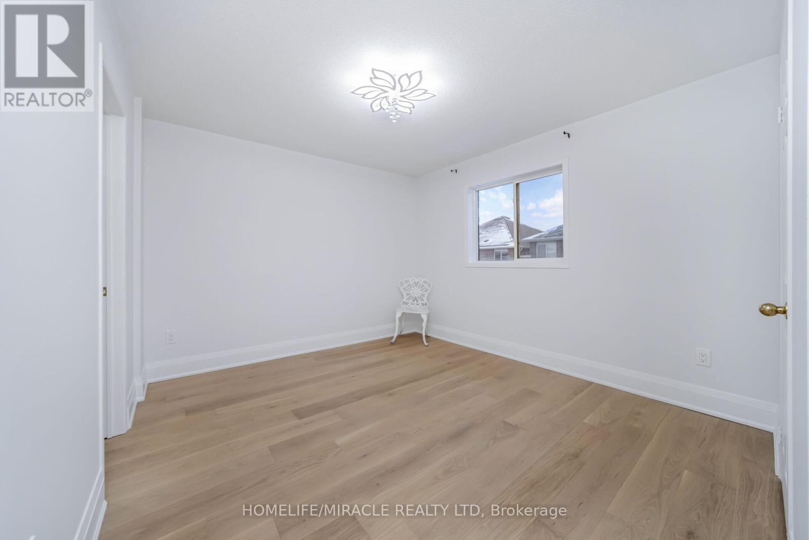 18 Dawes Road, Brampton, ON - Indoor Photo Showing Other Room