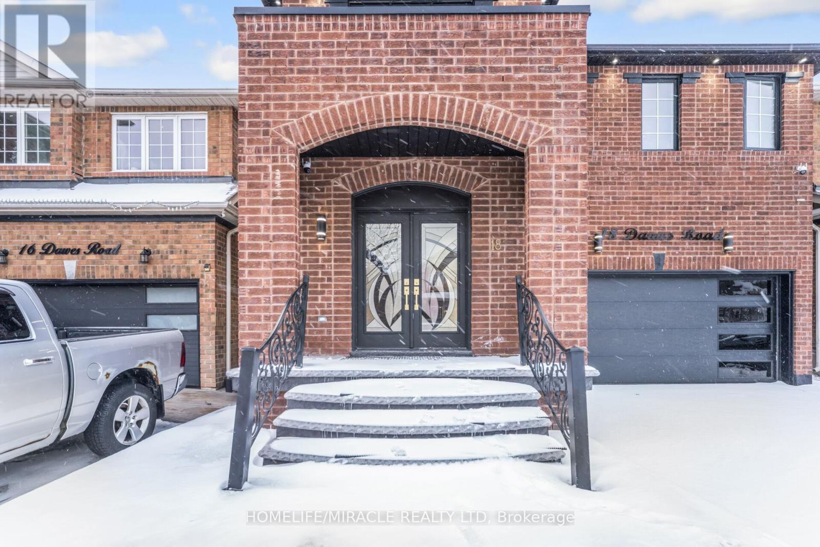 18 Dawes Road, Brampton, ON - Outdoor