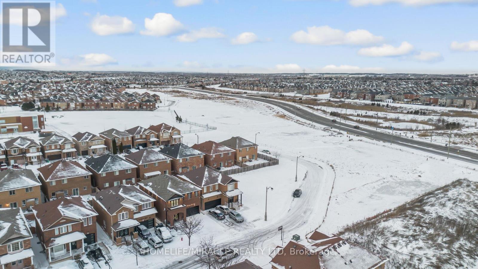 18 Dawes Road, Brampton, ON - Outdoor With View