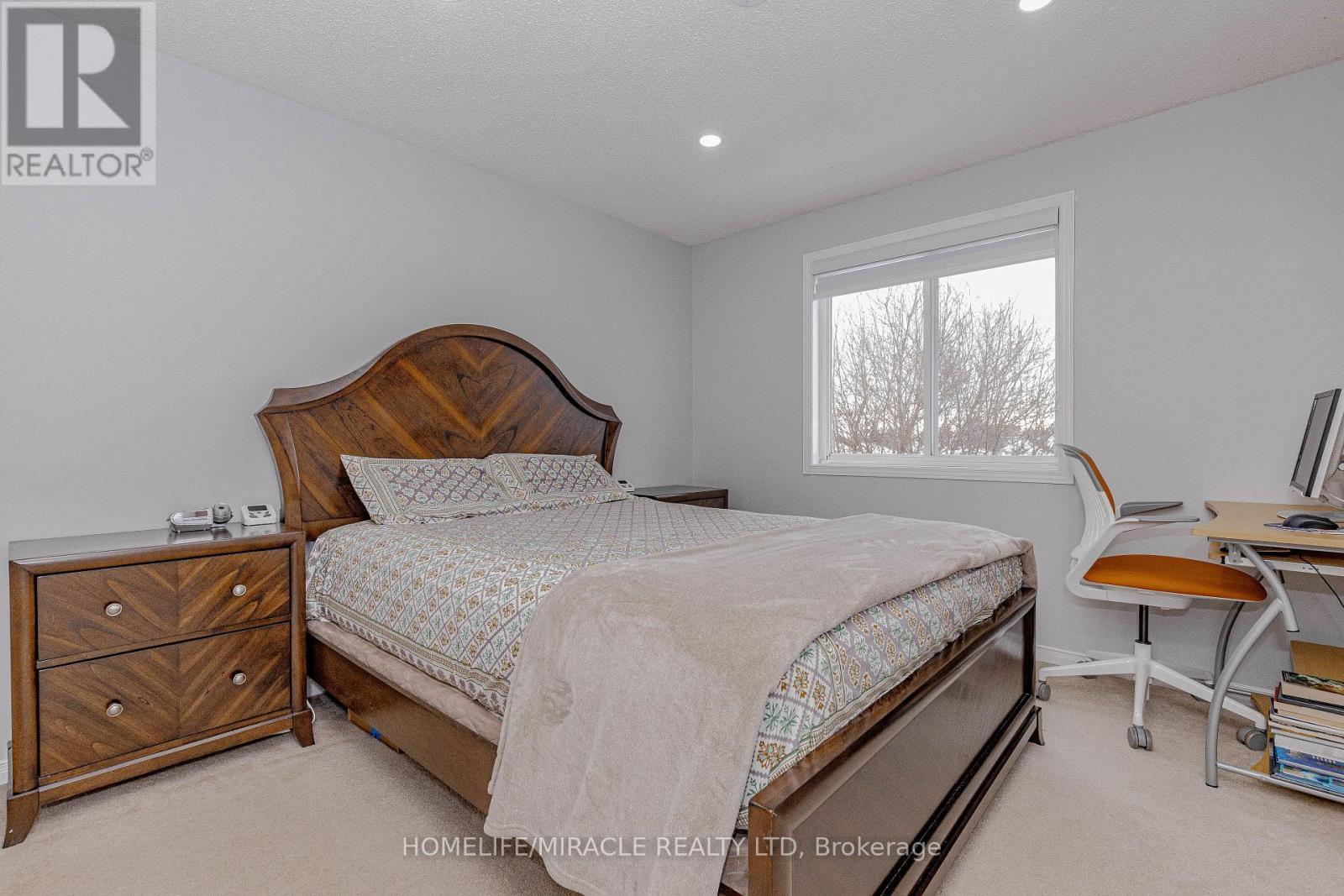 128 Karalee Crescent, Cambridge, ON - Indoor Photo Showing Bedroom