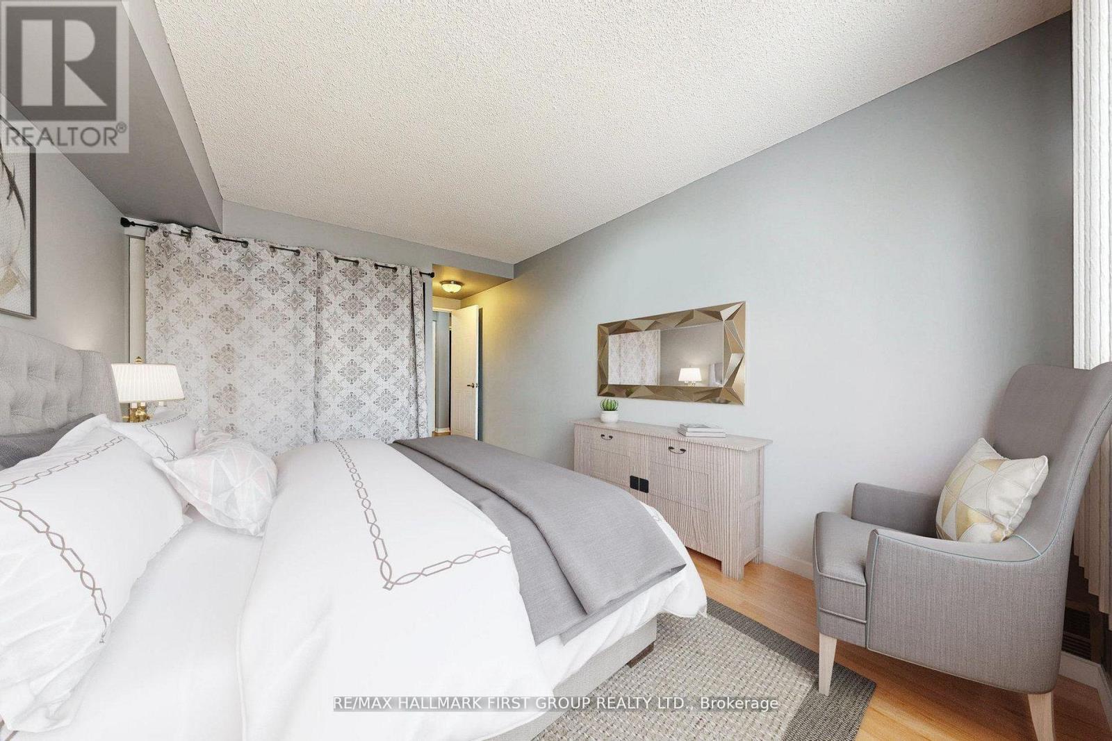 218 - 8351 Mclaughlin Road S, Brampton, ON - Indoor Photo Showing Bedroom