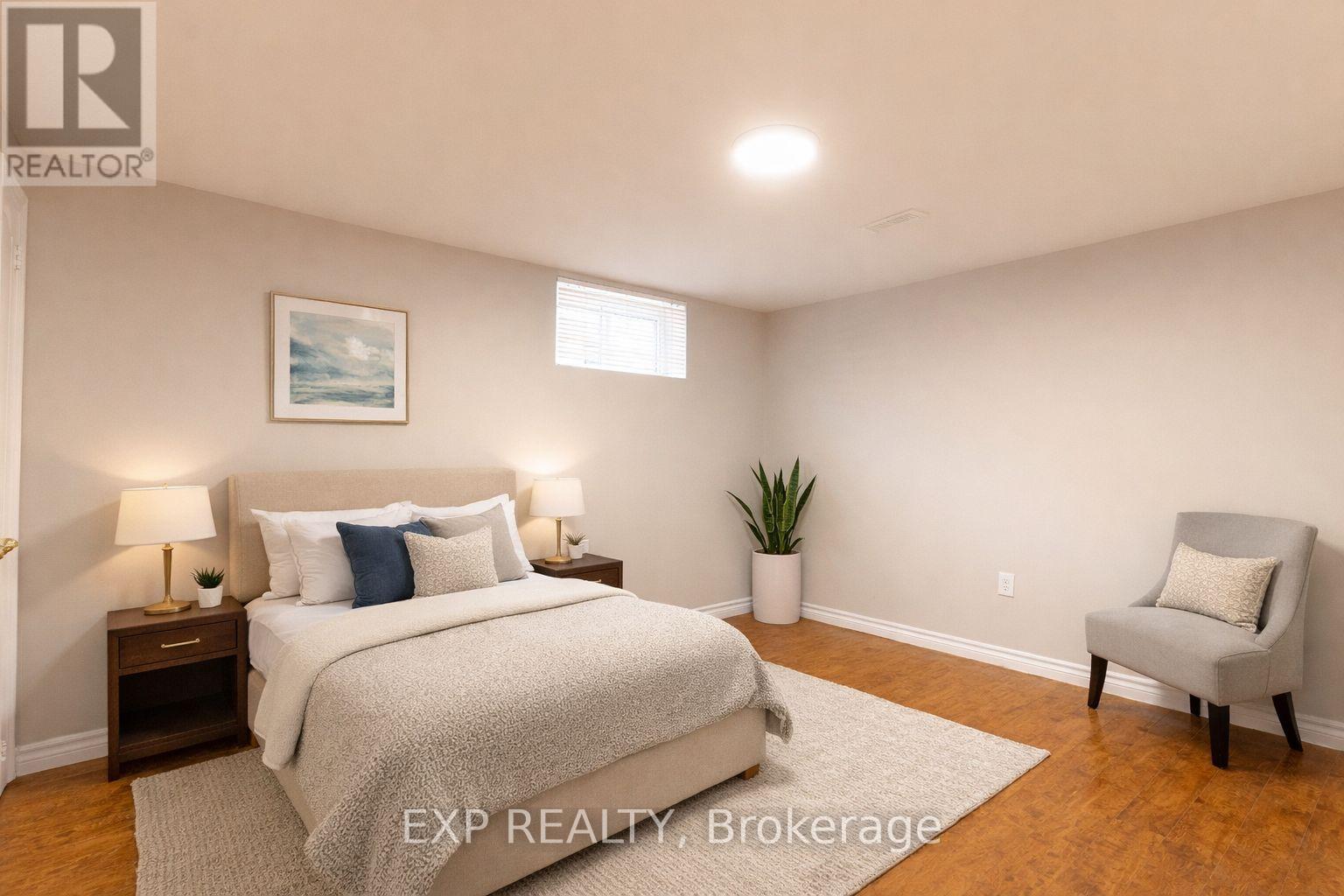 280 Wilson Avenue, Kitchener, ON - Indoor Photo Showing Bedroom