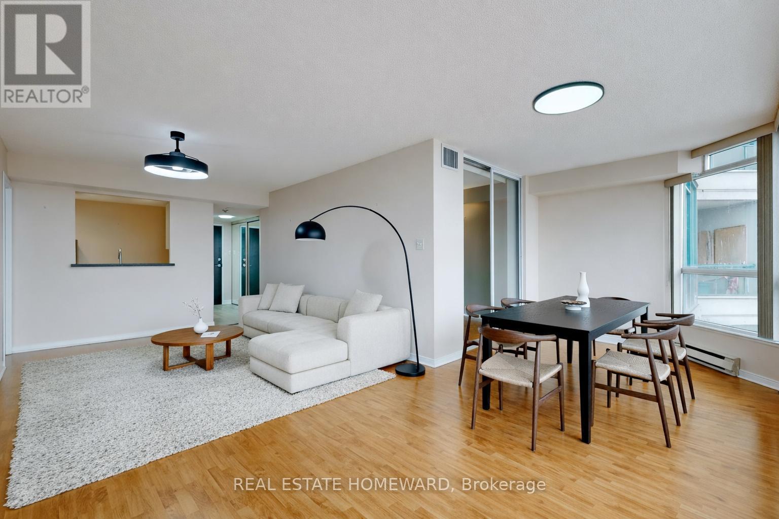 Open-Concept Living/Dining Area - 1116 - 4725 Sheppard Avenue E, Toronto, ON - Indoor