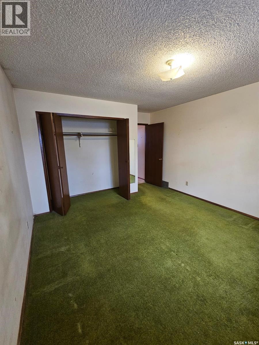 402 Mckercher Drive, Saskatoon, SK - Indoor Photo Showing Other Room