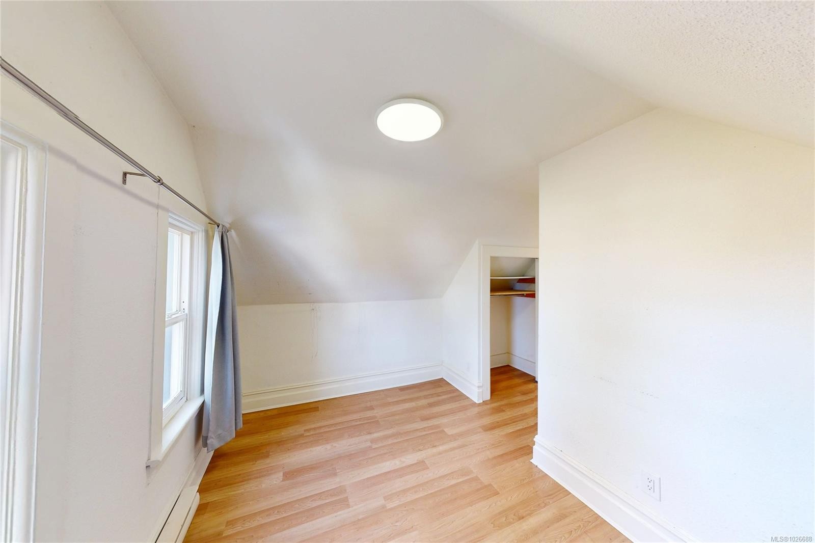 2943 Cedar Hill Rd, Victoria, BC