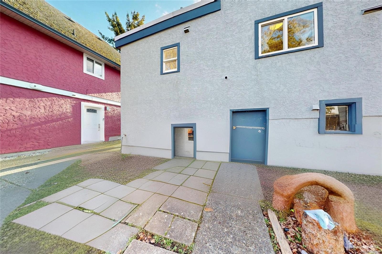 2943 Cedar Hill Rd, Victoria, BC