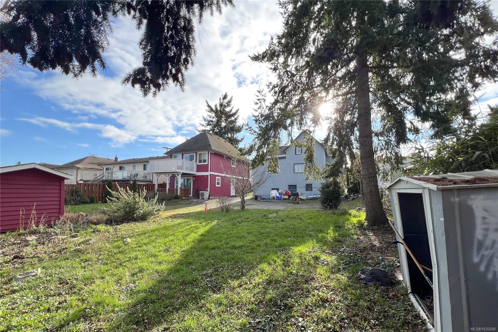 2943 Cedar Hill Rd, Victoria, BC