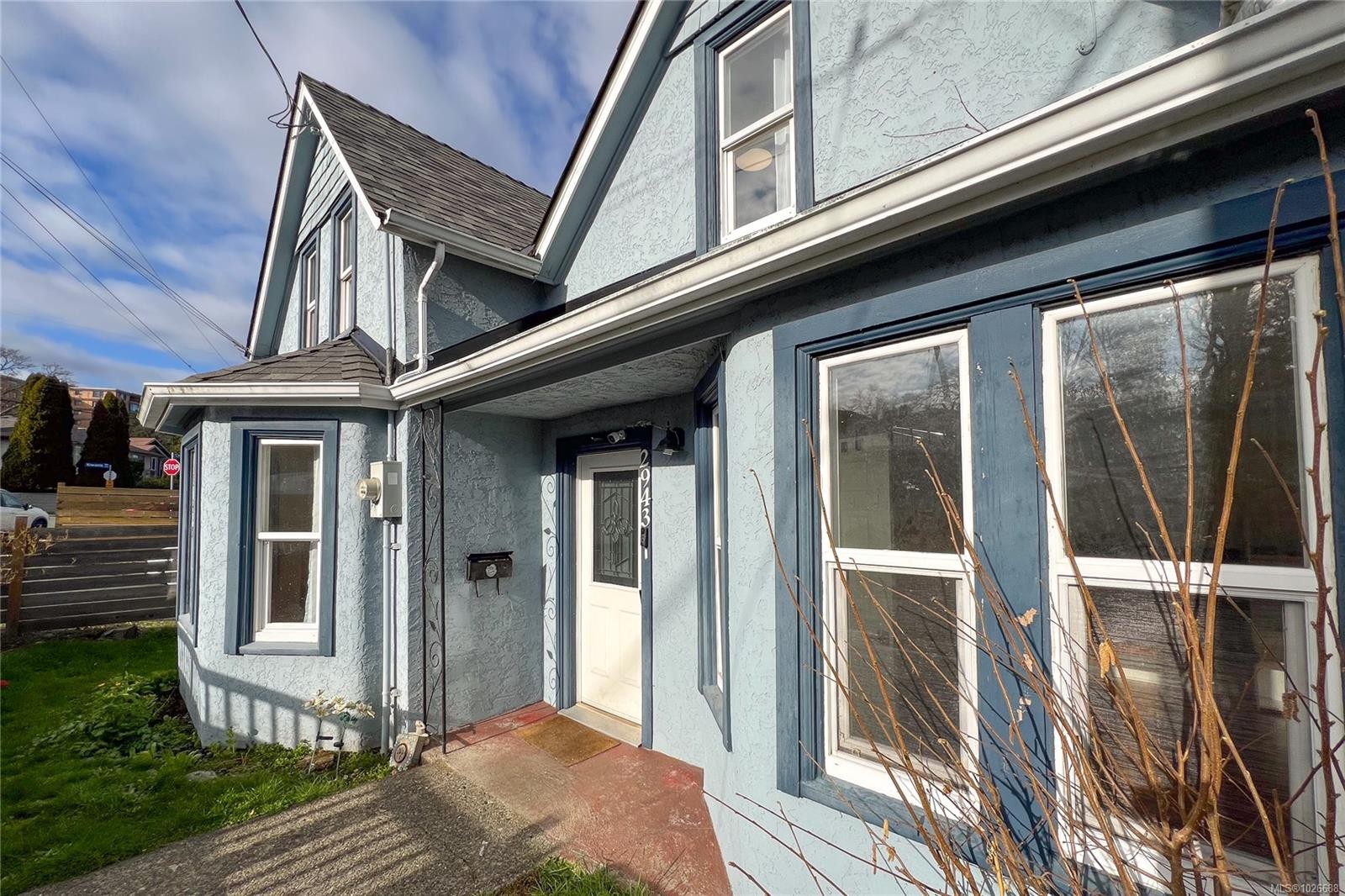 2943 Cedar Hill Rd, Victoria, BC