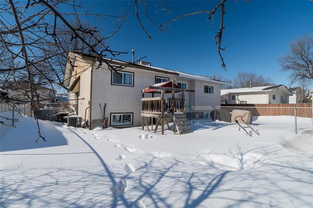 149 Hawkins Cr, Winnipeg, MB