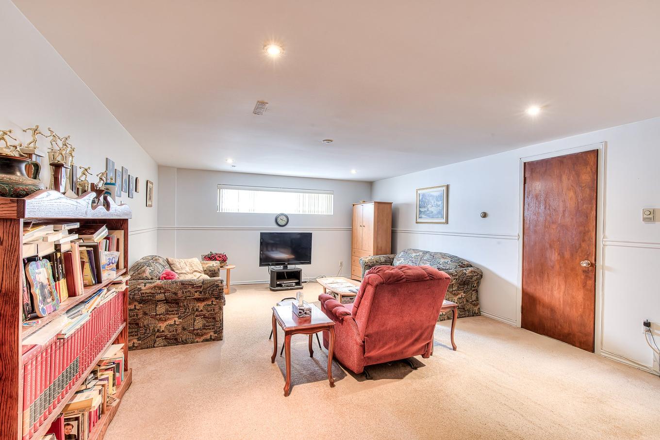 Sous-sol - 798 Place Parkway, Laval (Chomedey), QC - Indoor With Fireplace