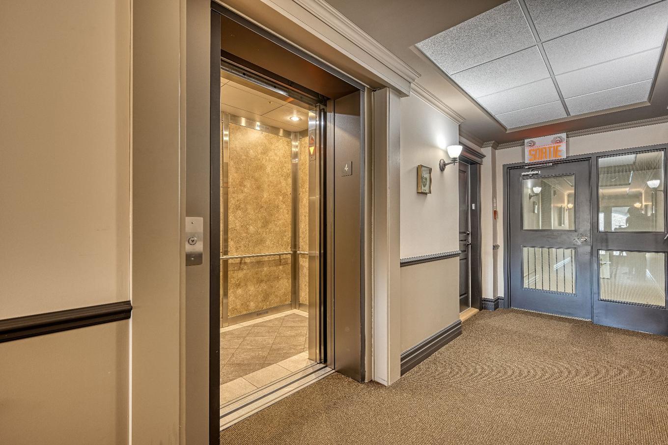 Ascenseur - 401-58 Rue Louis-Jolliet, Saint-Jérôme, QC - Indoor Photo Showing Other Room