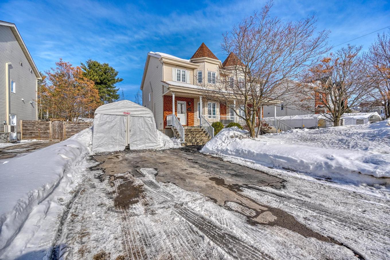 Façade - 1428 Rue Jean-Paul-Riopelle, Blainville, QC - Outdoor