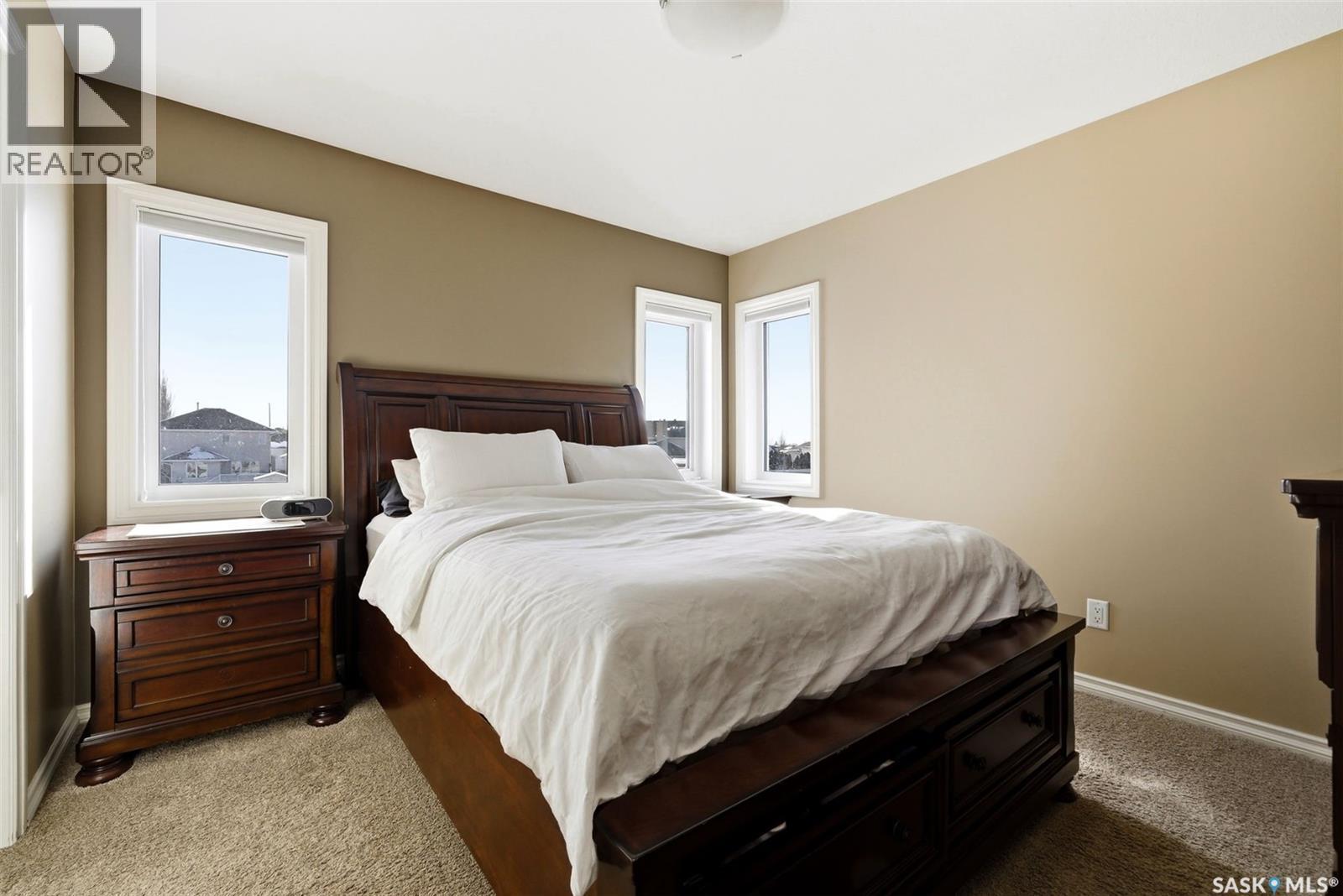 5221 Watson Way, Regina, SK - Indoor Photo Showing Bedroom
