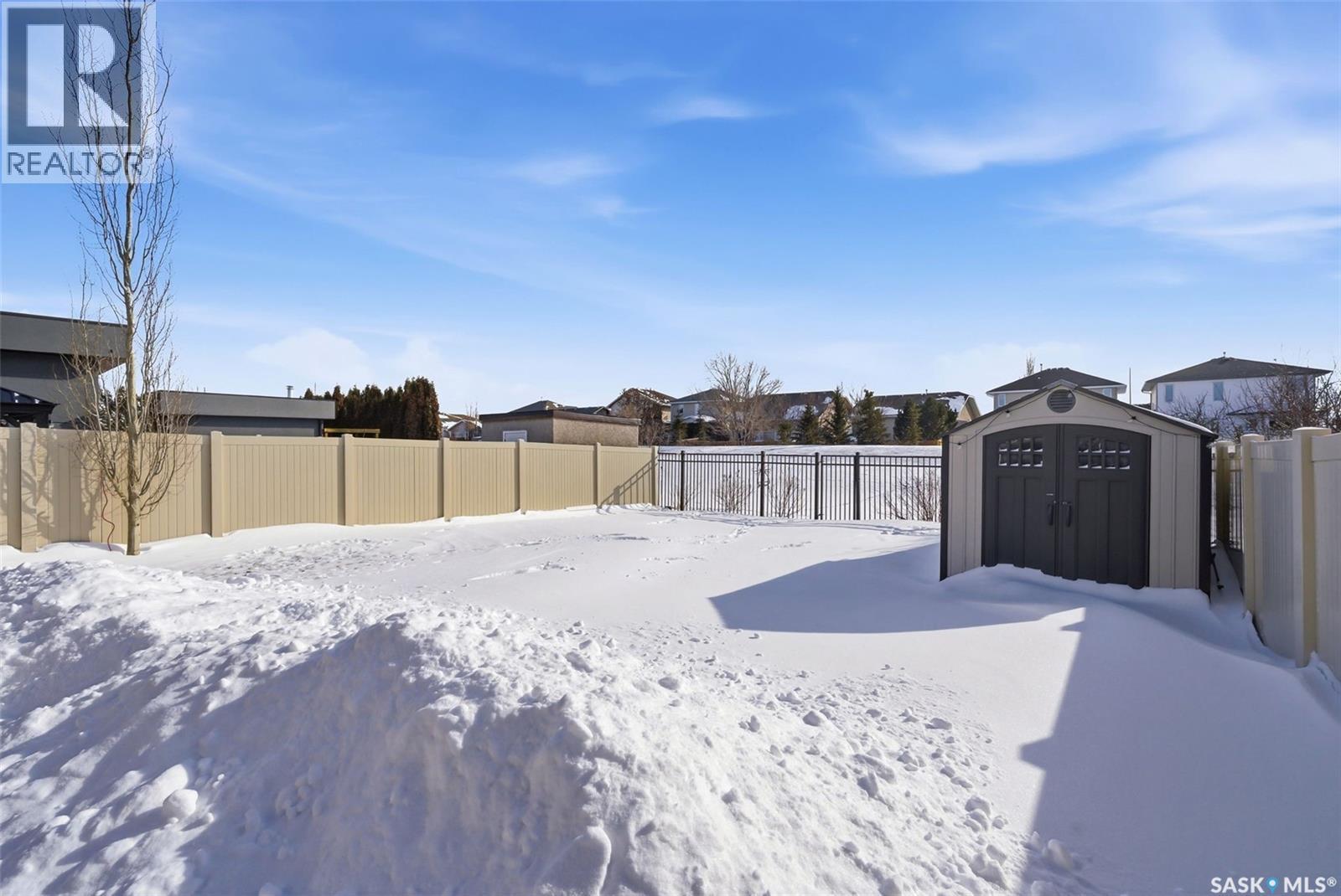 5221 Watson Way, Regina, SK - Outdoor