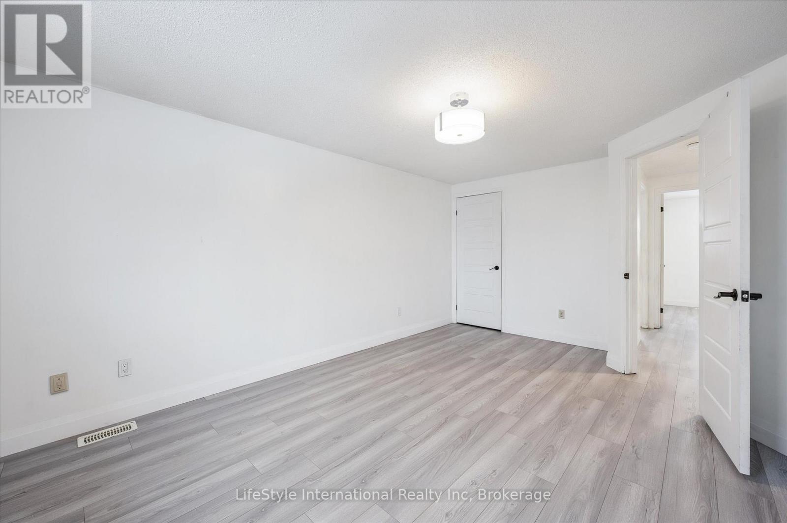 5 Troy Crescent, Guelph (Grange Road), ON - Indoor Photo Showing Other Room