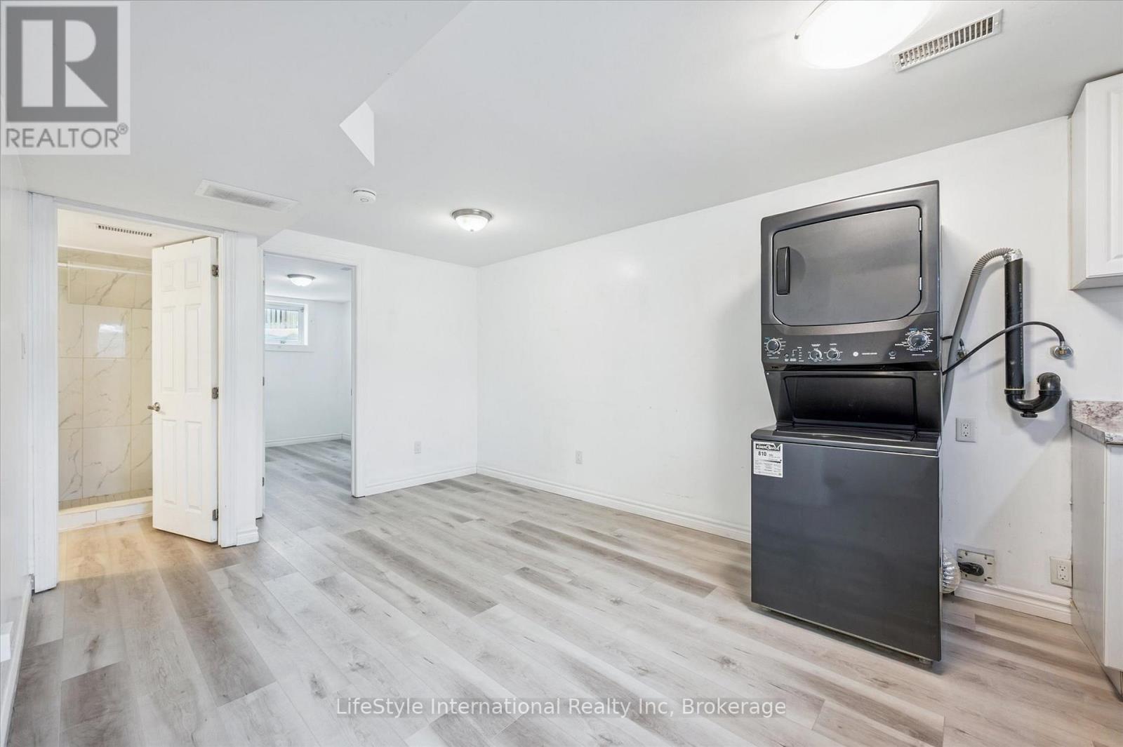 5 Troy Crescent, Guelph (Grange Road), ON - Indoor