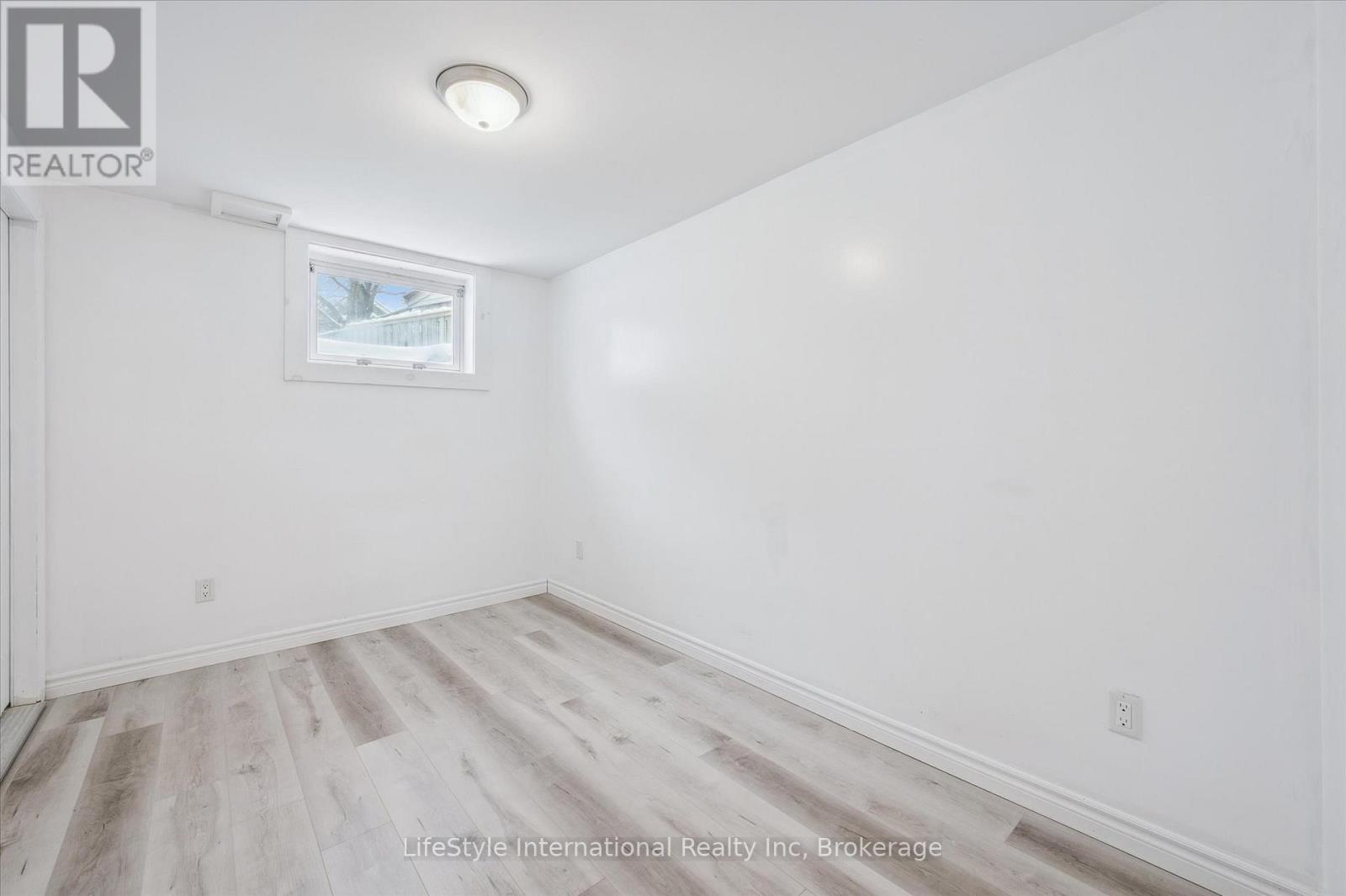 5 Troy Crescent, Guelph (Grange Road), ON - Indoor Photo Showing Other Room