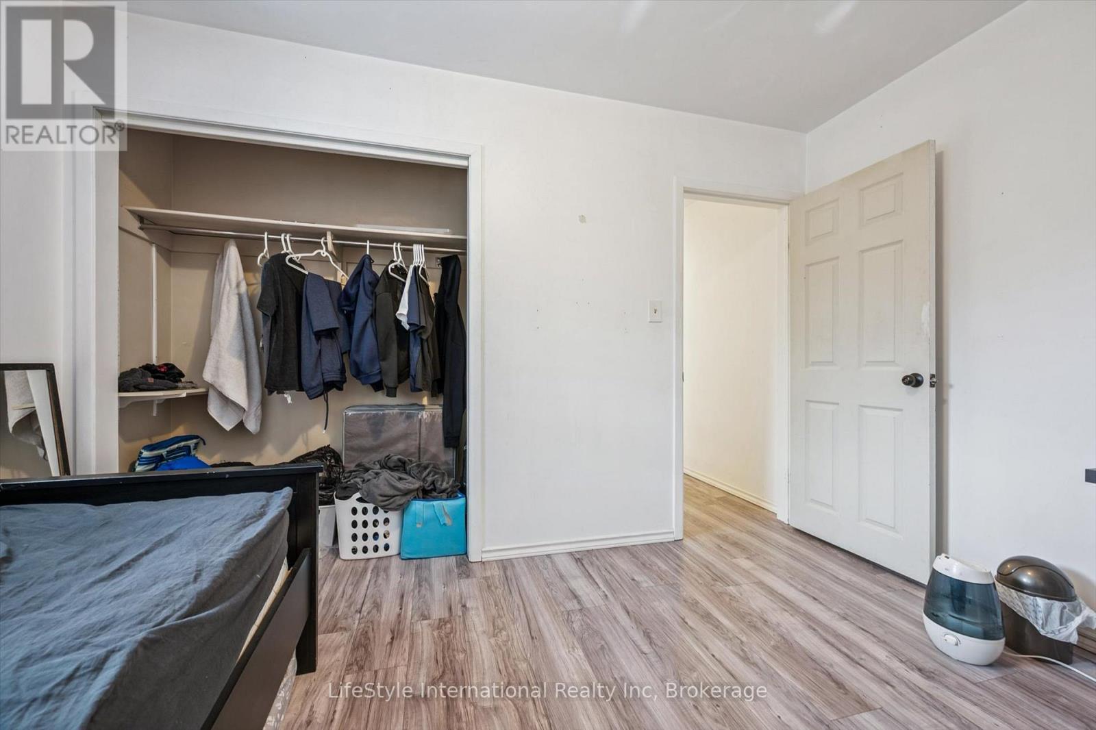 15 Fairview Boulevard, Guelph (Dovercliffe Park/Old University), ON - Indoor