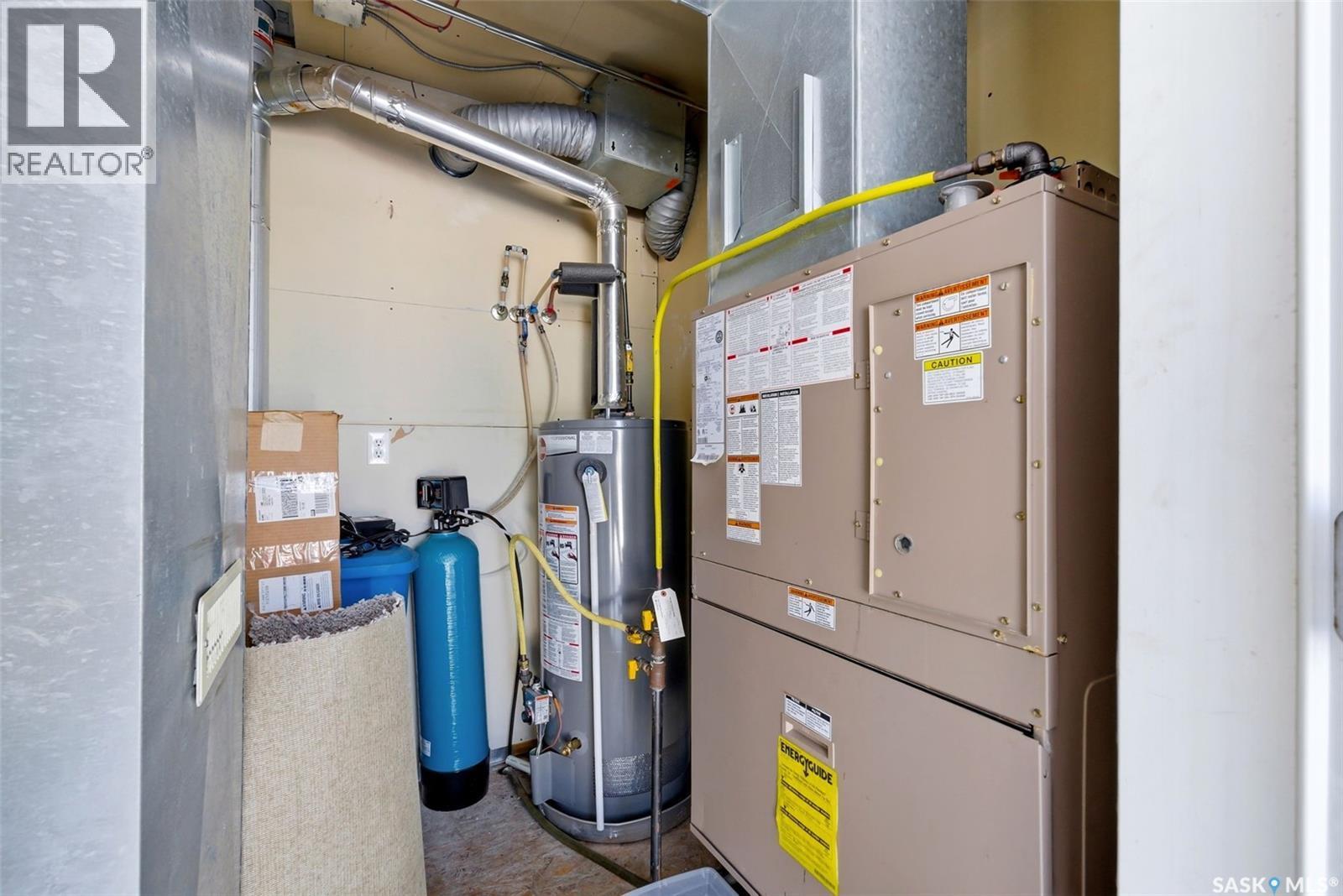 1027 Birchwood Place, Regina, SK - Indoor Photo Showing Basement