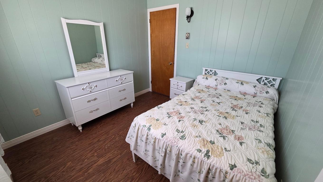 Chambre à coucher - 923 Route 230 E., Saint-Pascal, QC - Indoor Photo Showing Bedroom