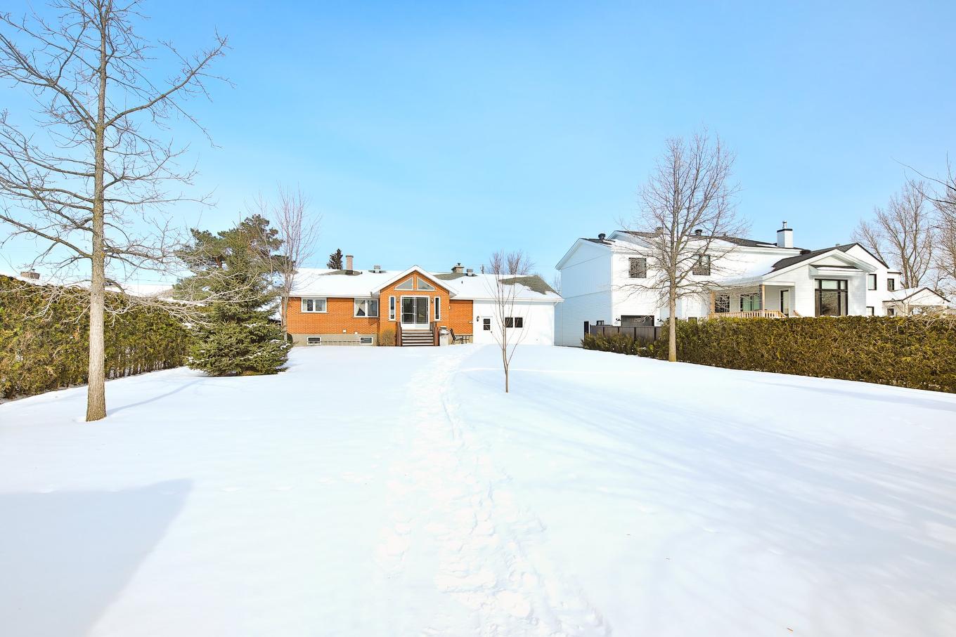 Face arrière - 301 Ch. De Marieville, Richelieu, QC - Outdoor