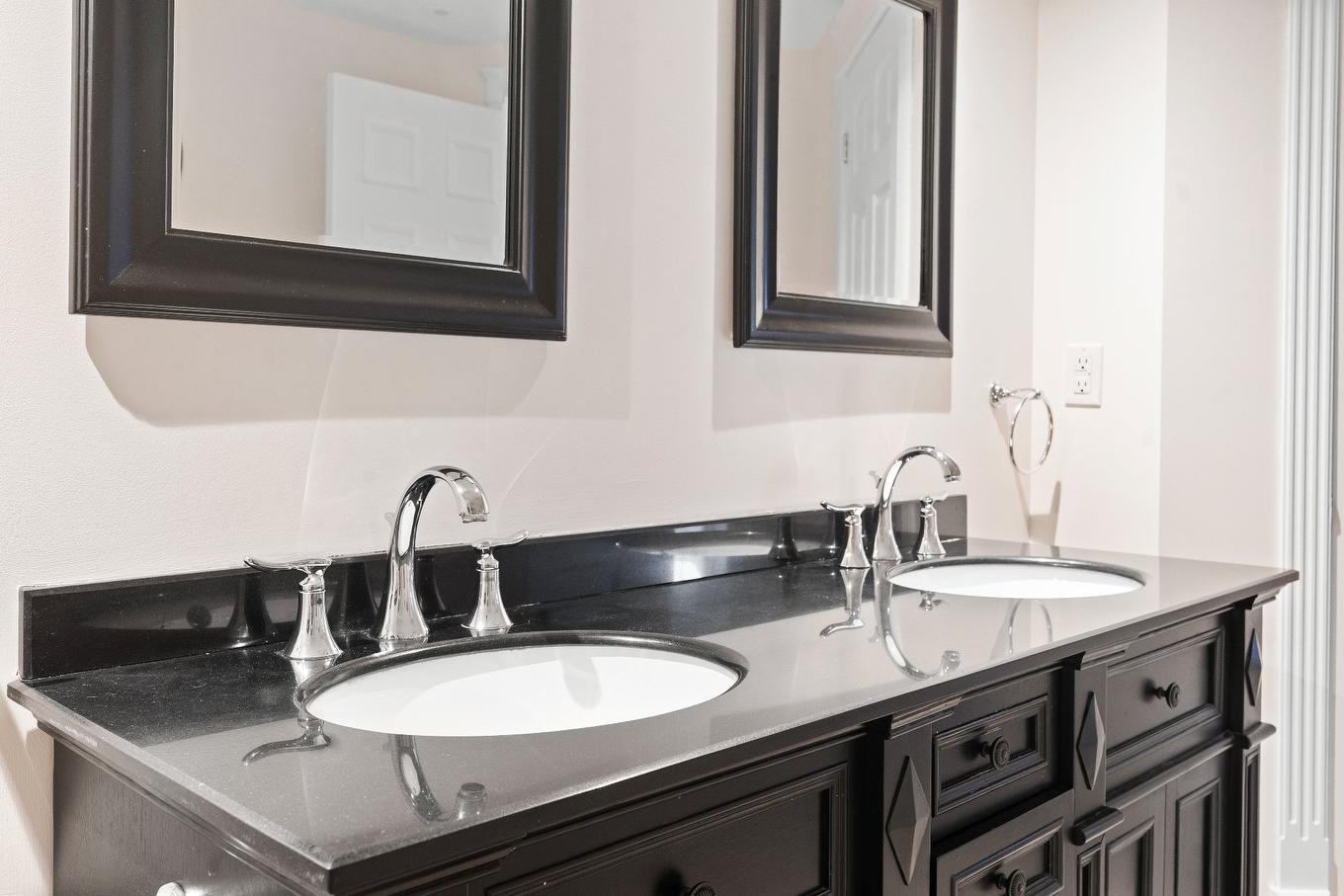 Salle de bains - 9230 Av. Du Patrimoine-Mondial, Québec (Les Rivières), QC - Indoor Photo Showing Bathroom