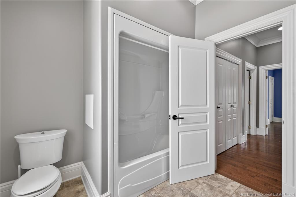 287 Du Tre Carre Ave, Shippagan, NB