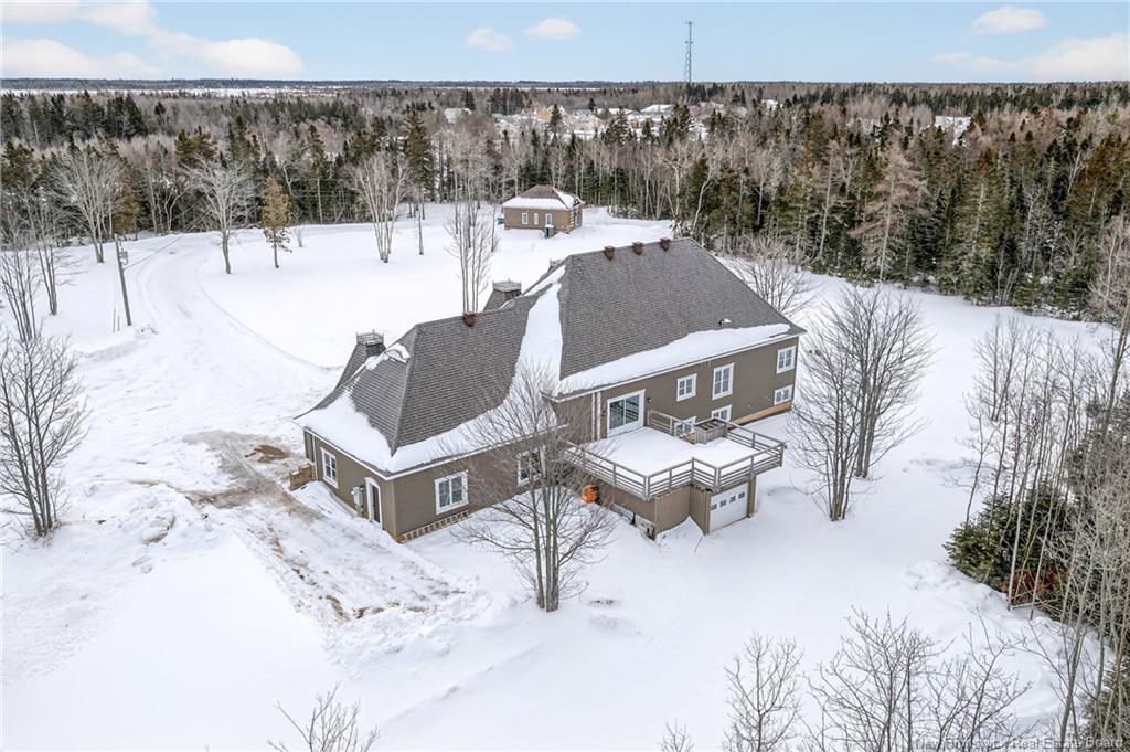 287 Du Tre Carre Ave, Shippagan, NB