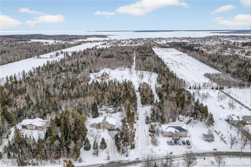 287 Du Tre Carre Ave, Shippagan, NB