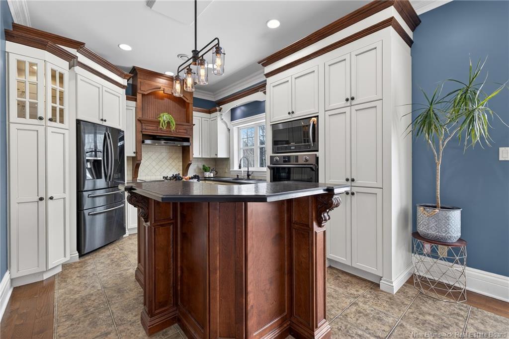 287 Du Tre Carre Ave, Shippagan, NB