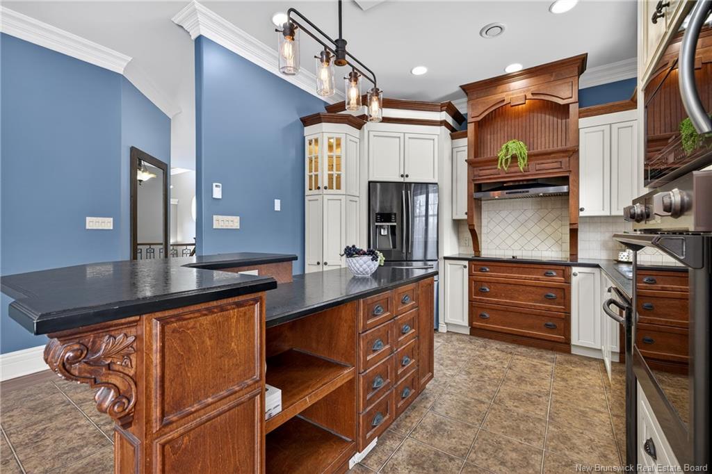 287 Du Tre Carre Ave, Shippagan, NB