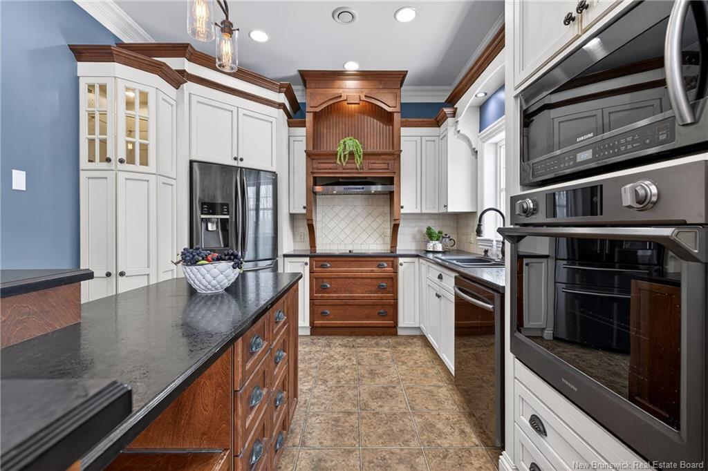 287 Du Tre Carre Ave, Shippagan, NB