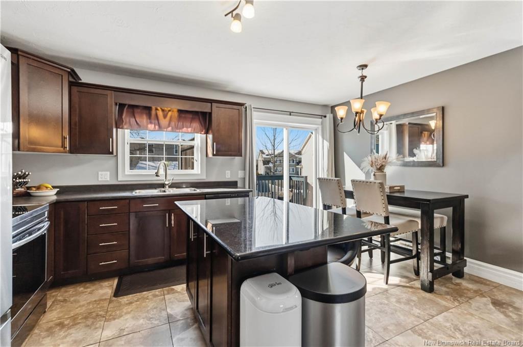 19 Des Érables St, Dieppe, NB