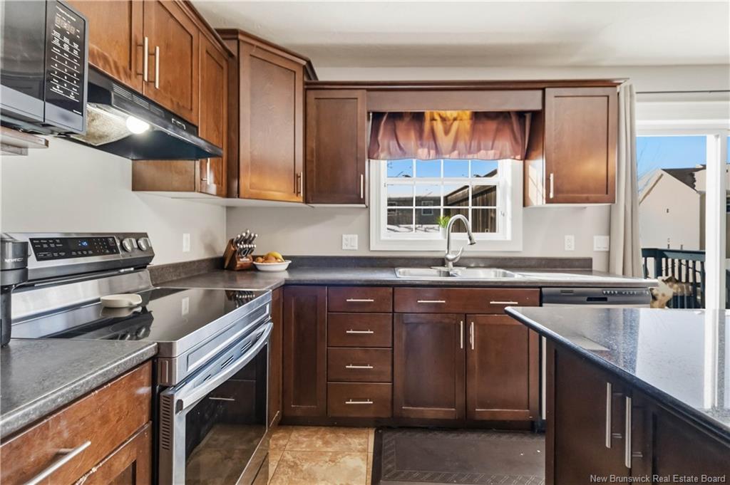 19 Des Érables St, Dieppe, NB